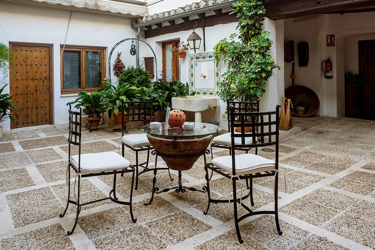 easy things to garden: weather-damaged wooden table next to well-maintained one